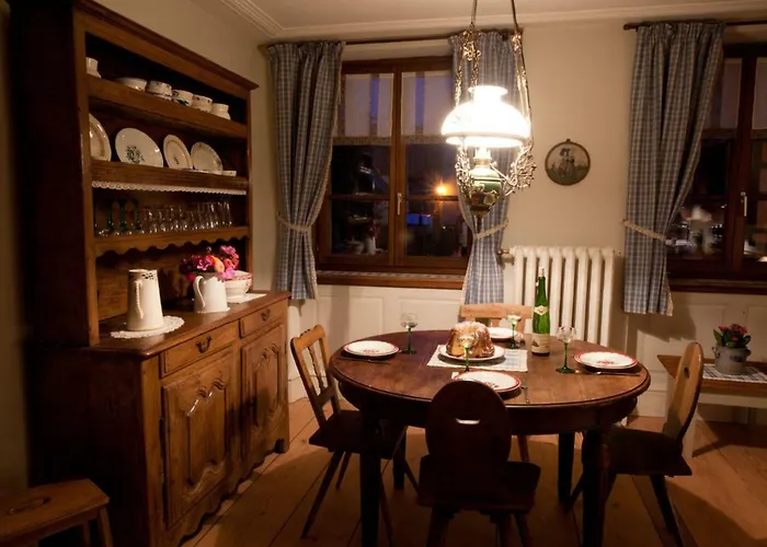 La Maison 1603 * 于纳维